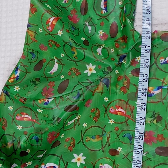 Disney Parks Enchanted Tiki Room Raincoat Birds Size 3XL Green - Picture 13 of 14